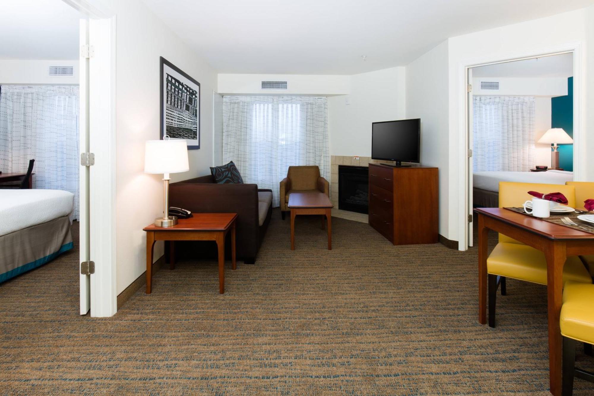 Residence Inn Baton Rouge Towne Center at Cedar Lodge Eksteriør billede